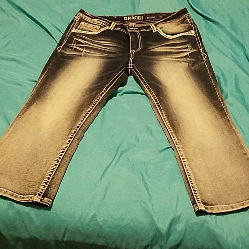 GRACE in LA capris